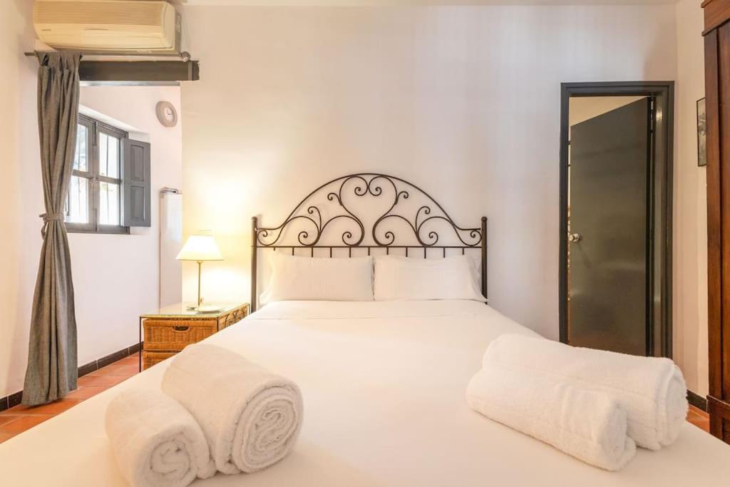 Corral Central Oasis إشبيلية المظهر الخارجي الصورة